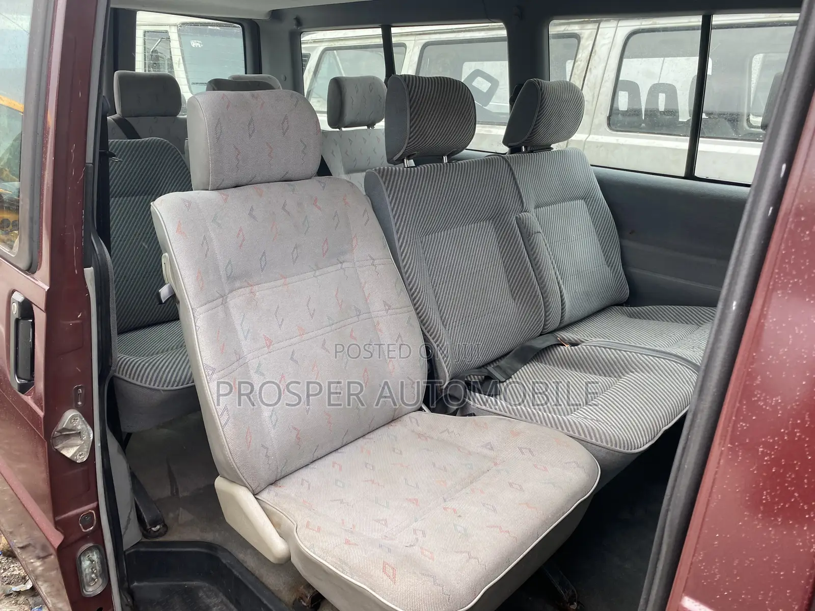 Volkswagen Transporter 2005 Brown