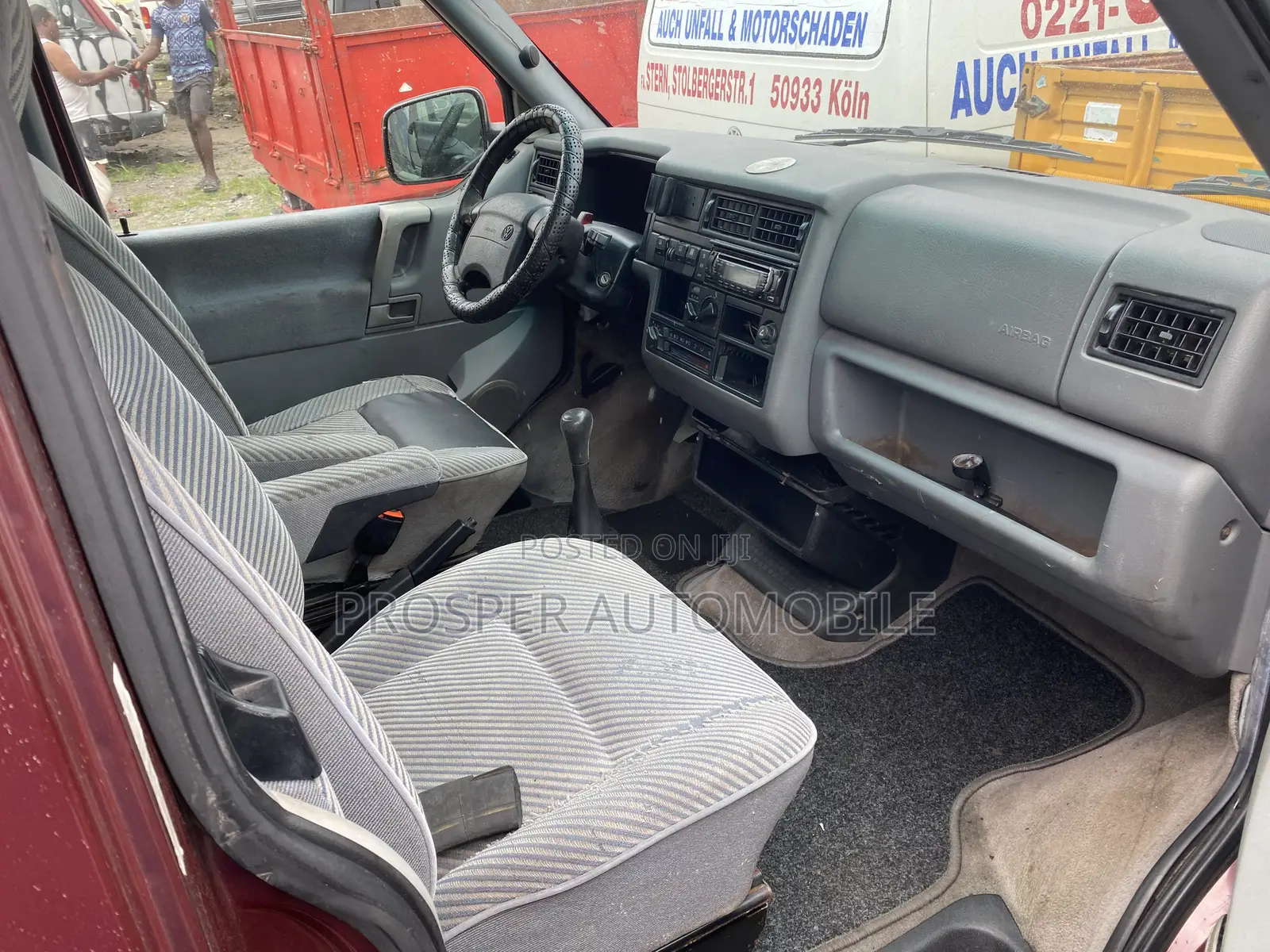 Volkswagen Transporter 2005 Brown
