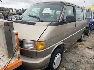 Volkswagen Transporter 2005 Grey