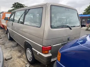 Volkswagen Transporter 2005 Grey