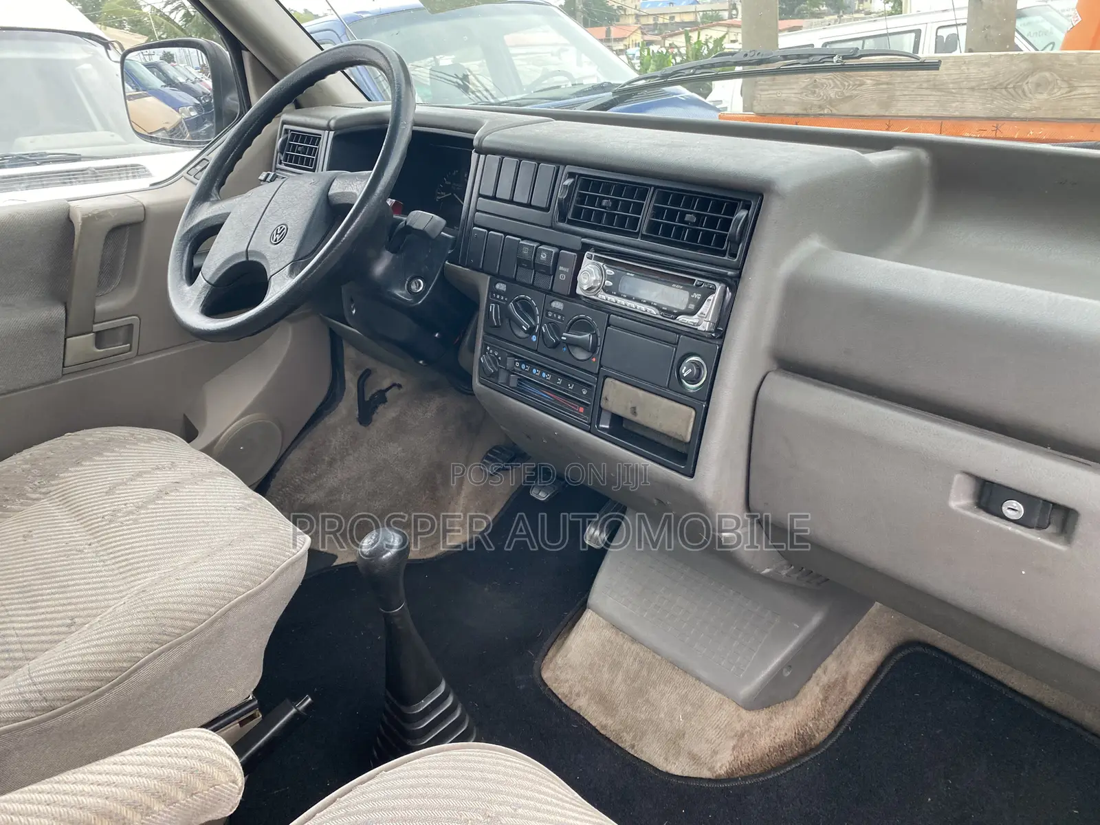 Volkswagen Transporter 2005 Grey