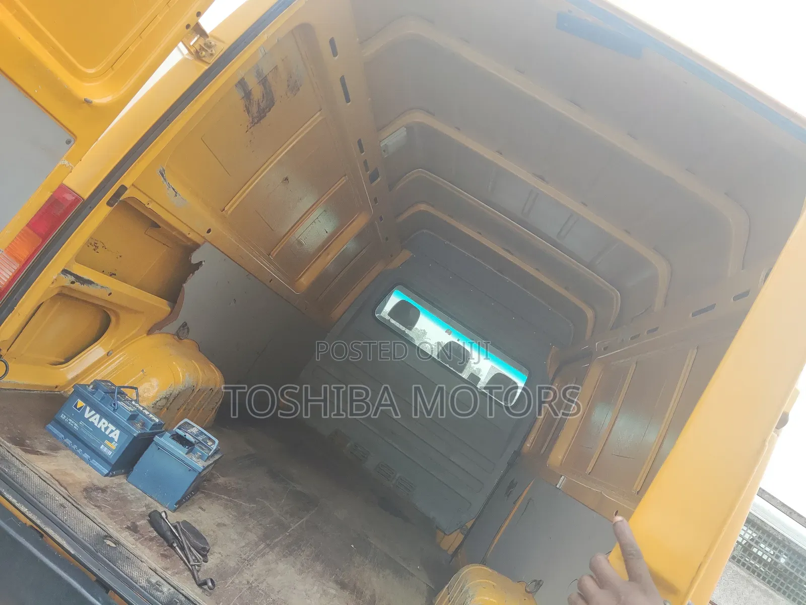 Volkswagen LT 2003 Yellow