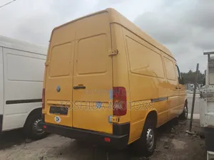 Volkswagen LT 2003 Yellow