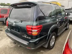 Toyota Sequoia 2003 Green