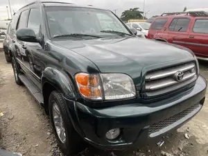 Toyota Sequoia 2003 Green