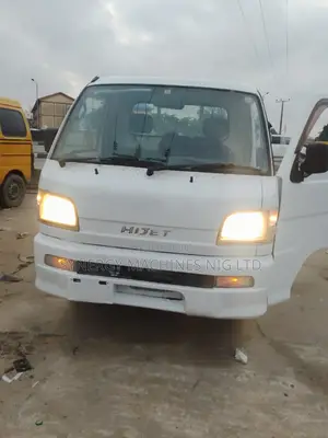 Daihatsu Hijet Truck-Manual 2020 White