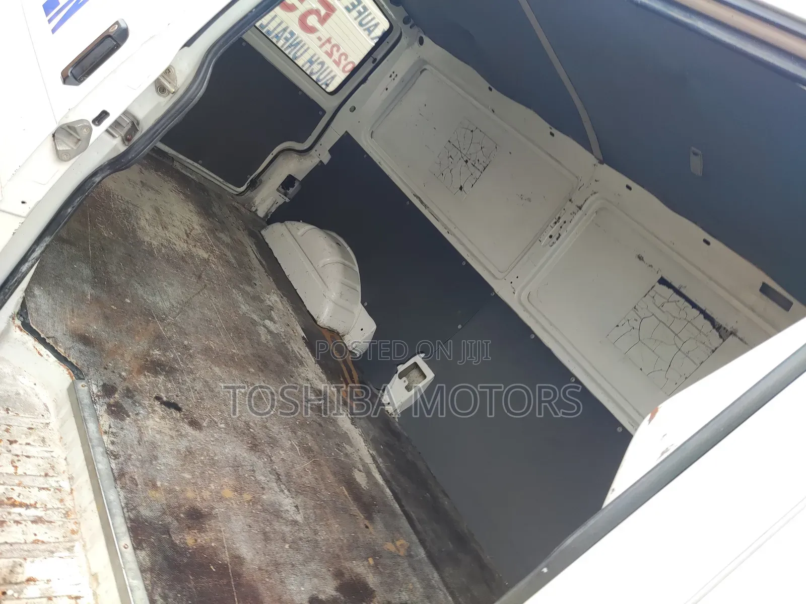 Volkswagen Transporter 2004 White
