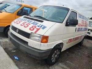 Volkswagen Transporter 2004 White