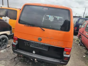 Volkswagen Transporter 2002 Red
