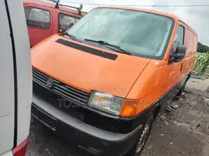Volkswagen Transporter 2002 Red