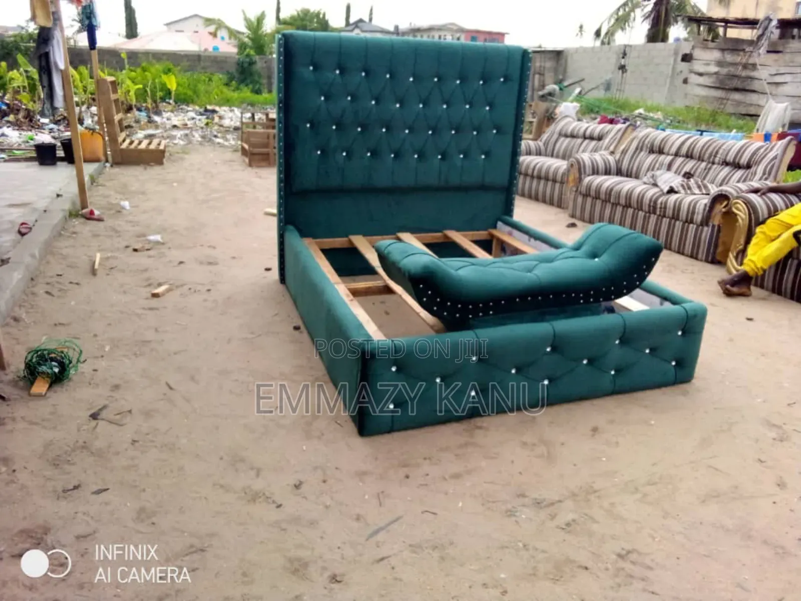 4.5 By6ft Frame With Ottoman