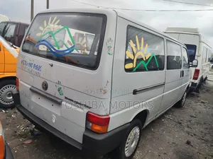 Volkswagen Transporter 2002 Grey