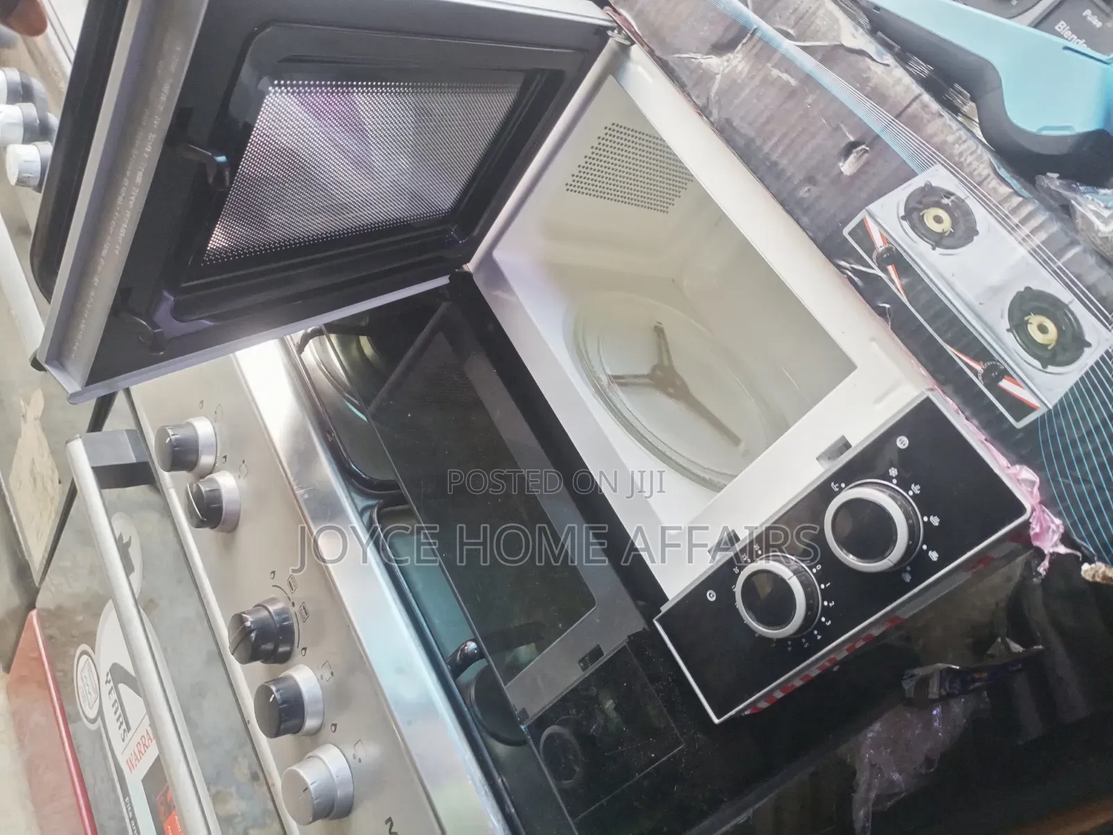 First Grade Tocumbo Microwave 20liters