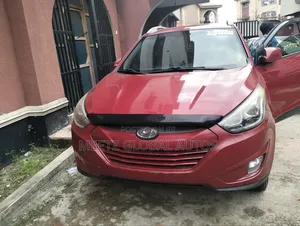 Hyundai Tucson 2015 Red