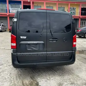 Mercedes-Benz V-Class 2016 Black