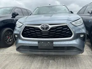 Toyota Highlander 2015 Blue