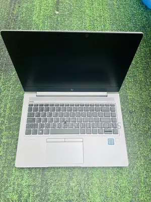 Photo - Laptop HP EliteBook 840 G5 8GB Intel Core I7 SSD 256GB