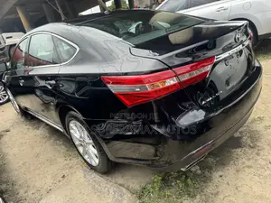 Toyota Avalon XLE Premium 4dr Sedan (3.5L 6cyl 6A) 2014 Black