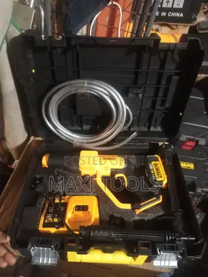 Dewalt Cordless Pressure Washer