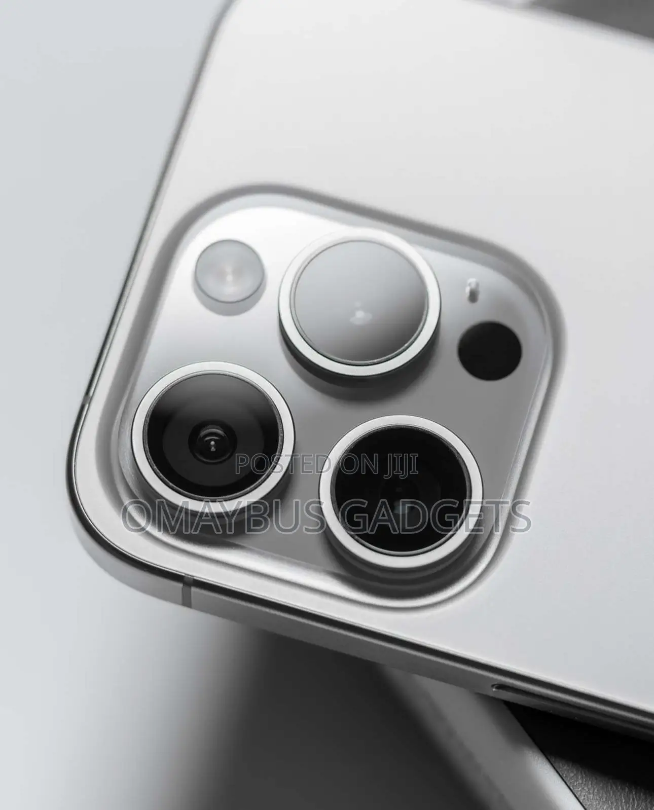 New Apple iPhone 15 Pro Max 256 GB Silver