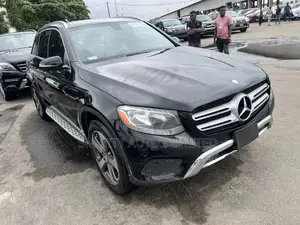 Mercedes-Benz GLC-Class 2017 Black