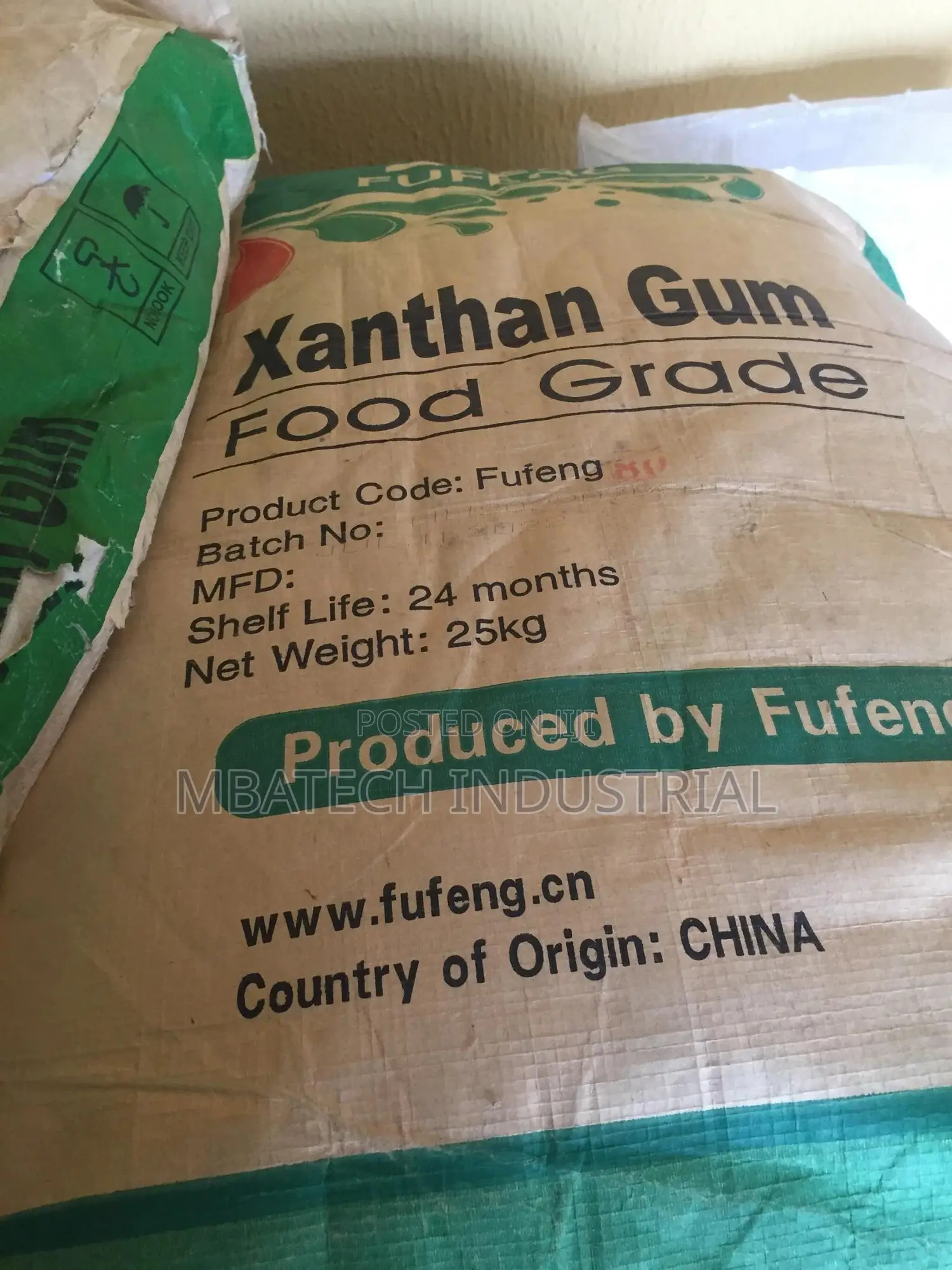 Alkalized Cocoa Powder, Xanthan Gum, Guar Gum, Ascorbic Acid