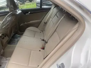 Mercedes-Benz C300 2009 White