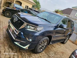 Toyota Land Cruiser Prado 2018 Blue