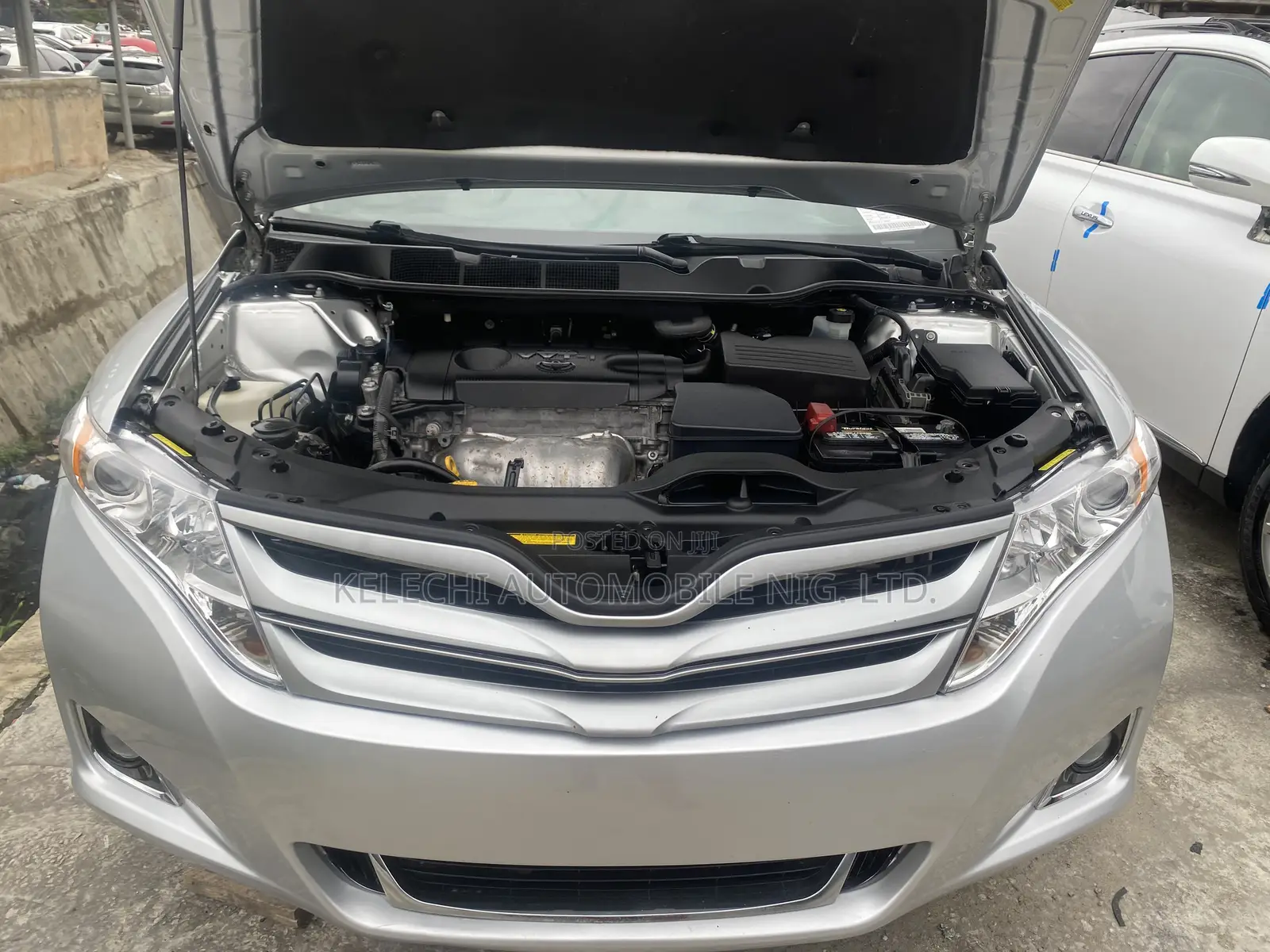 Toyota Venza AWD 2011 Silver
