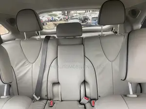 Toyota Venza AWD 2011 Silver