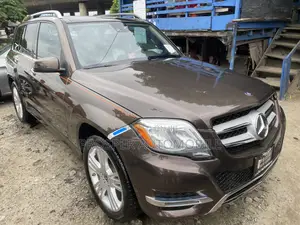Mercedes-Benz GLK-Class 2015 Brown