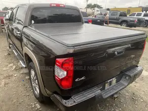 Toyota Tundra 1794 5.7L V8 4x2 CrewMax 5.6 ft. box 145.7 in. WB 2018