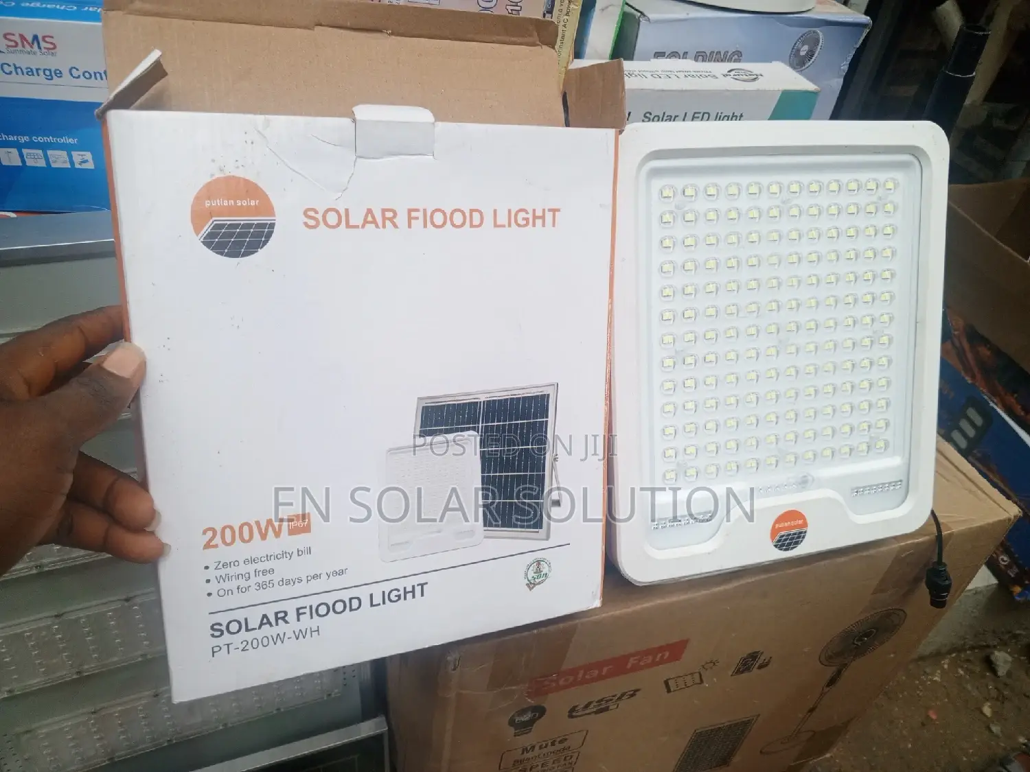 200watts Solar Flood Lights Available Now