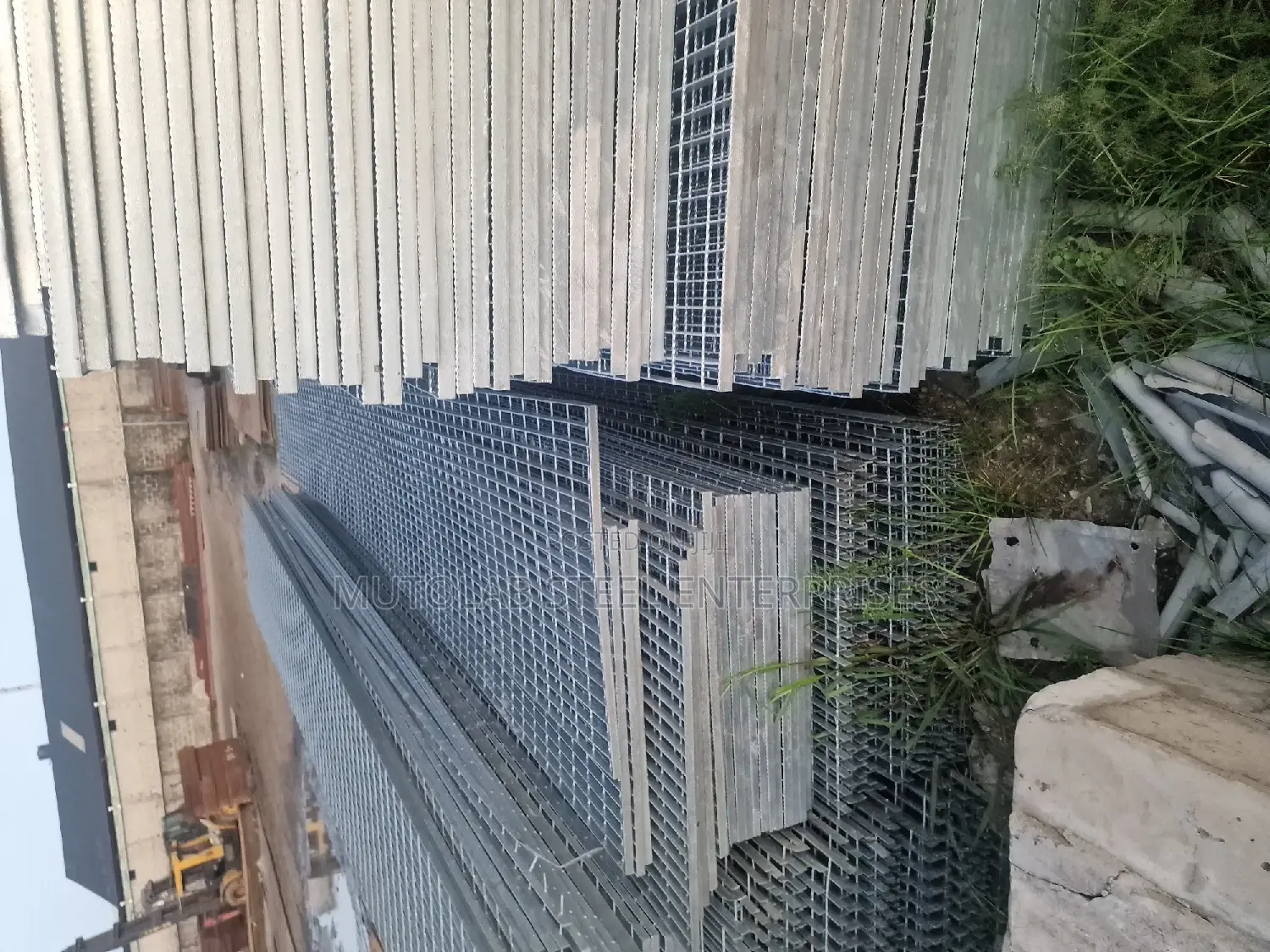 25mm, 30mm Nd 40mm .3ft X 19ft GRATING WIRE.