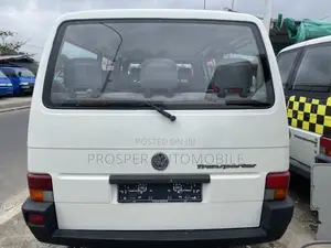 Volkswagen Transporter 2007 White