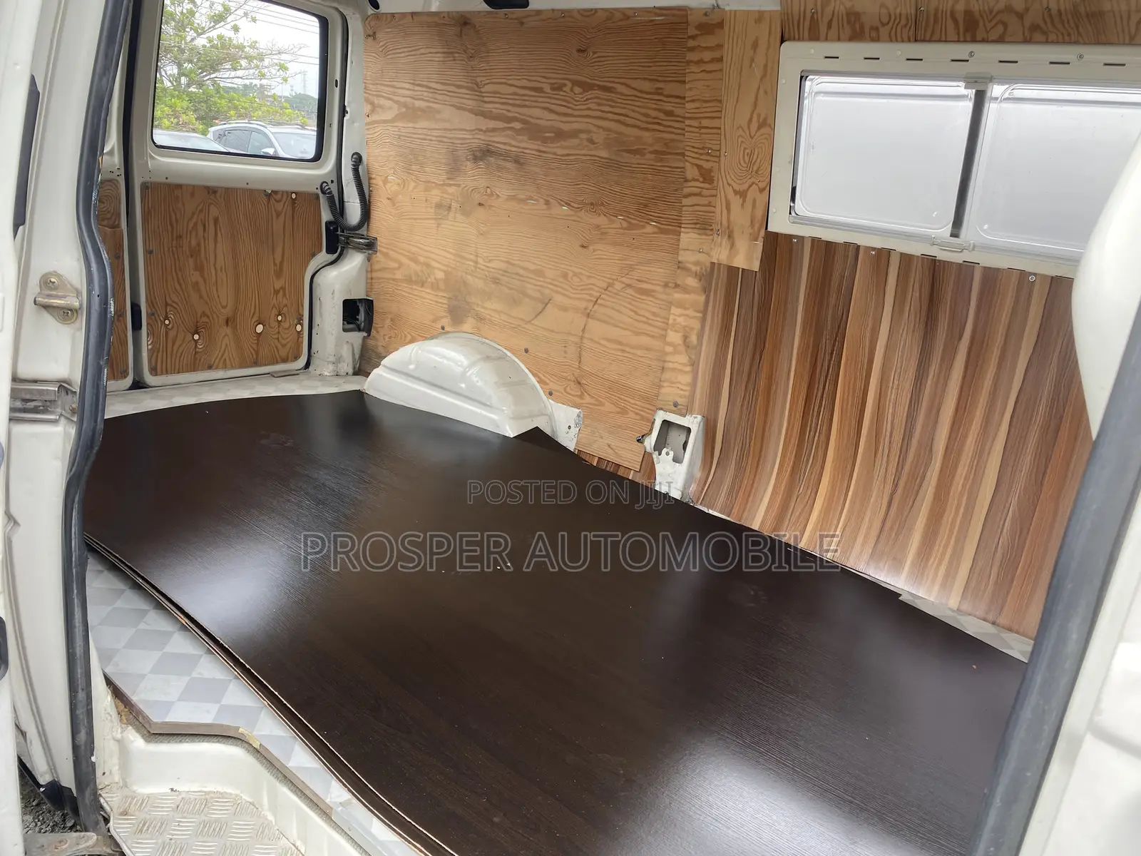 Volkswagen Transporter 2005 White