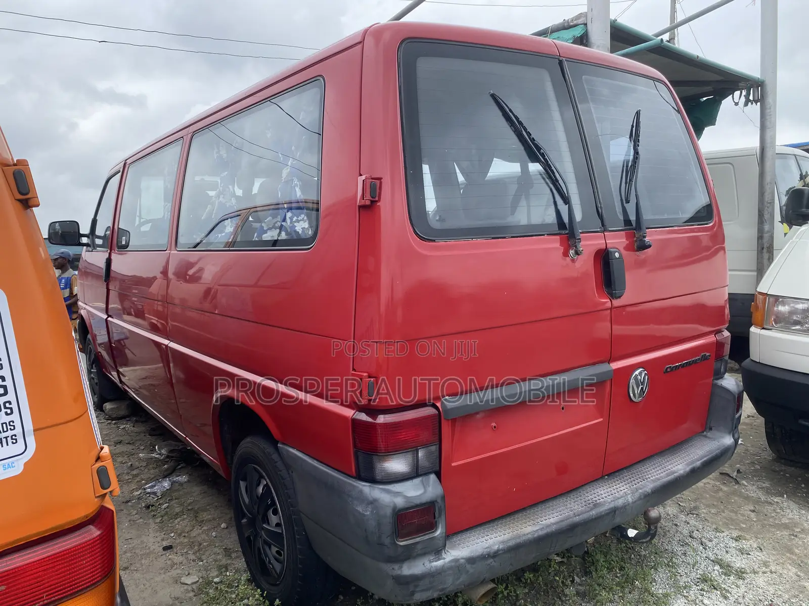 Volkswagen Transporter 2009 Red