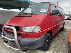 Volkswagen Transporter 2009 Red