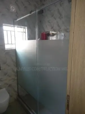 Shower Cubicles Uwa