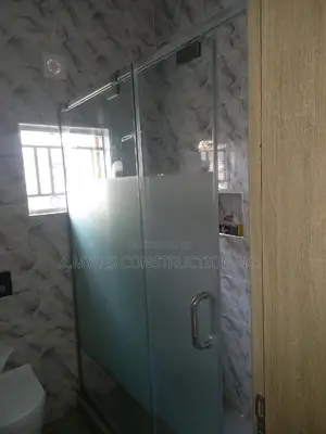 Shower Cubicles Mawa