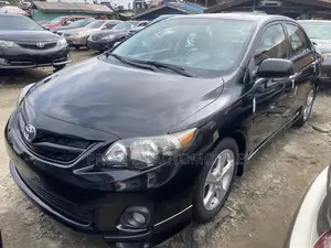 Toyota Corolla S 4dr Sedan (1.8L 4cyl 4A) 2012 Black