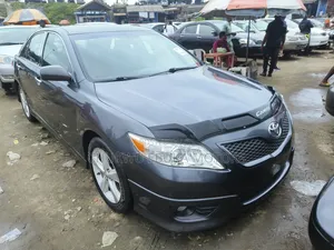 Toyota Camry 2010 Gray