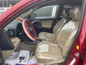 Toyota RAV4 2012 Red