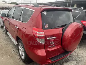 Toyota RAV4 2012 Red
