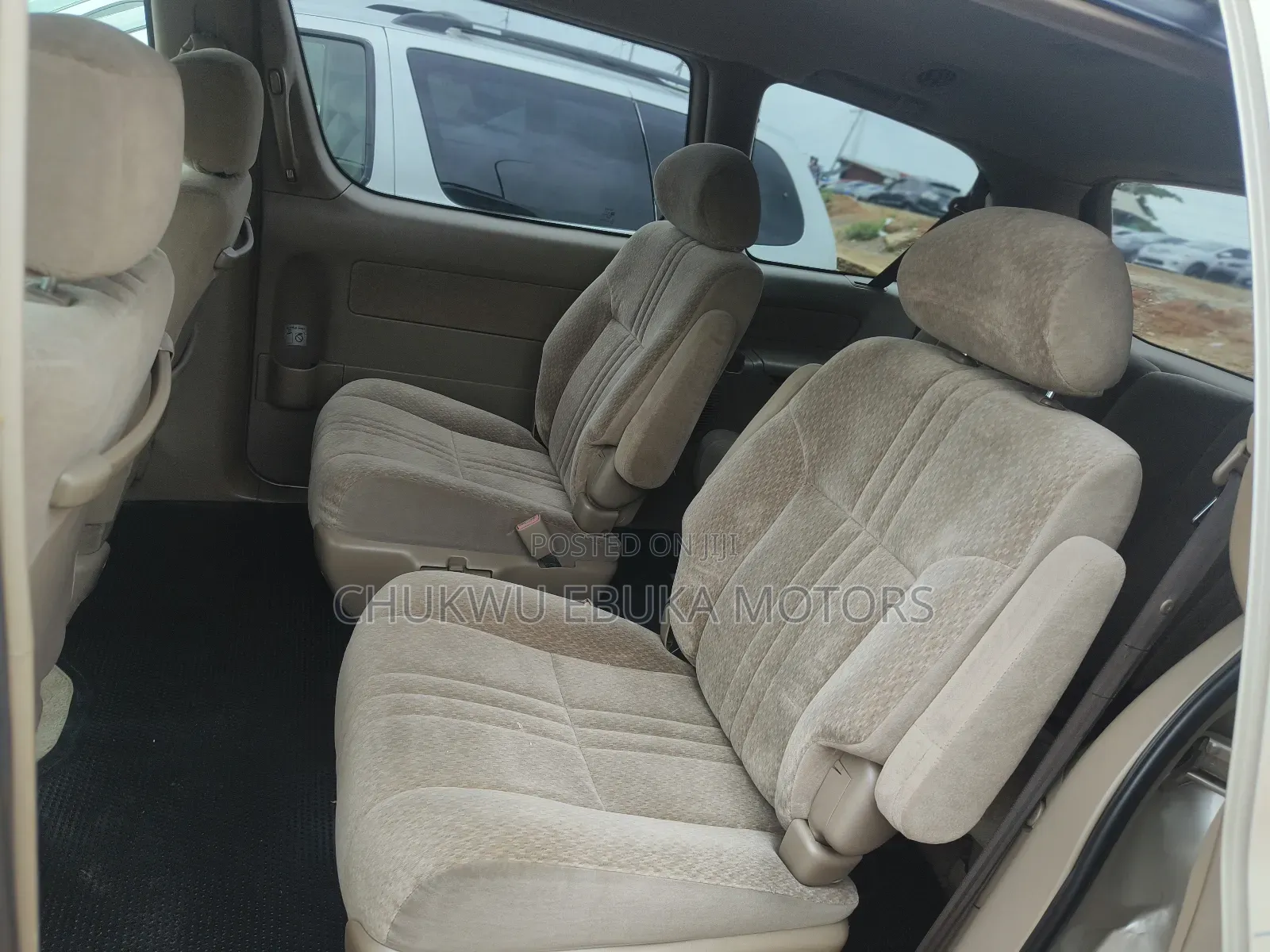 Toyota Sienna LE 2003 Gold