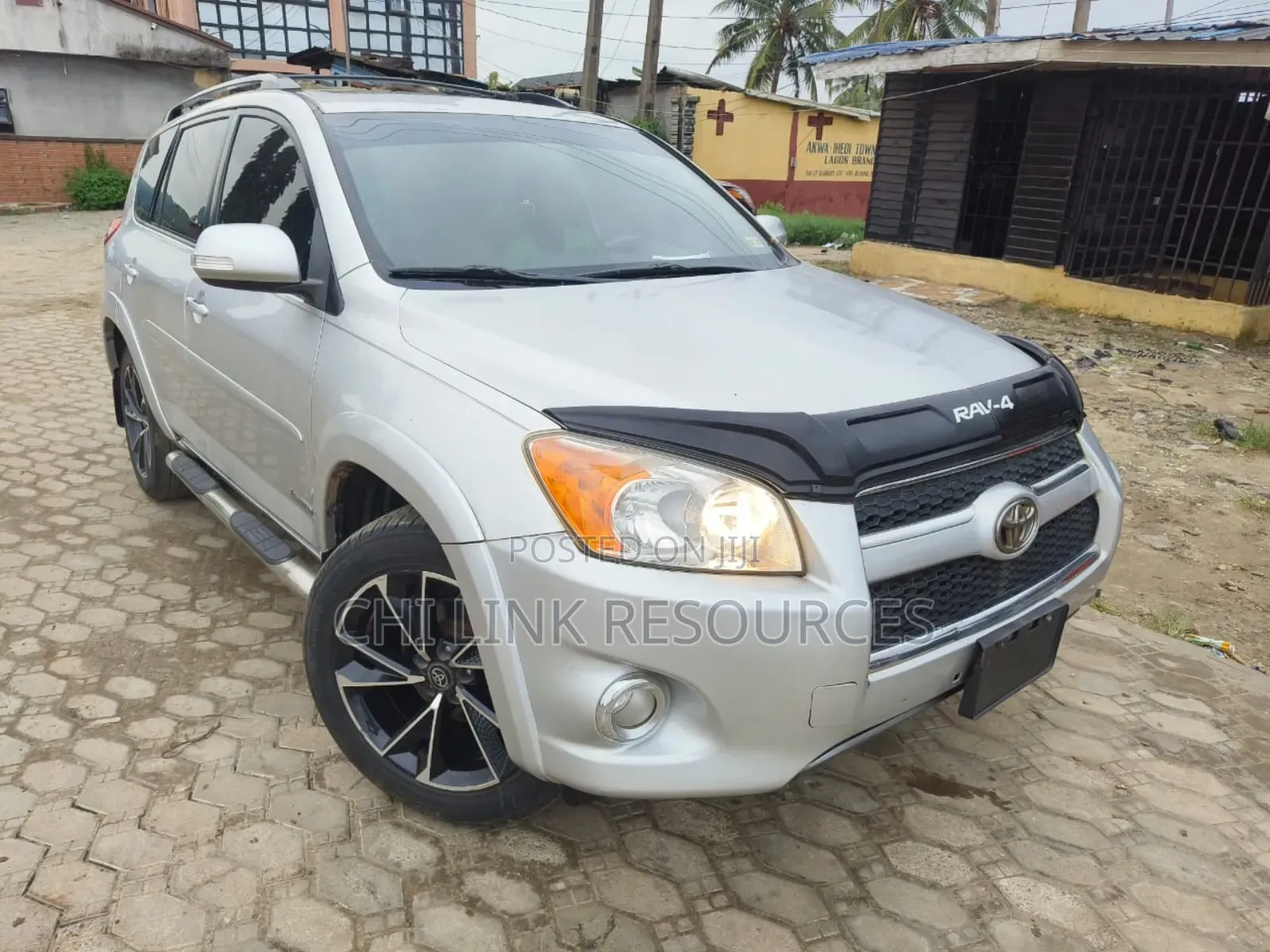 Toyota RAV4 2011 Silver