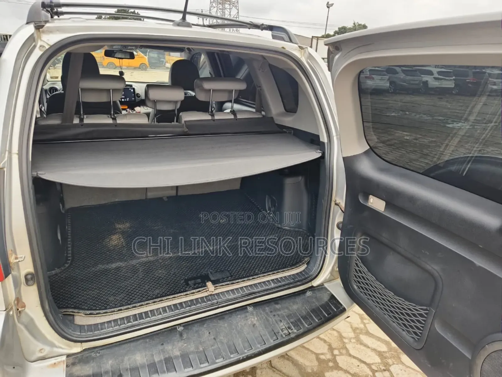 Toyota RAV4 2011 Silver
