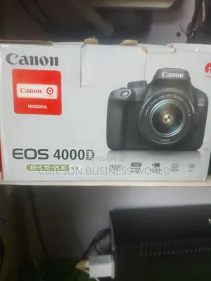 Canon Camera 4000D