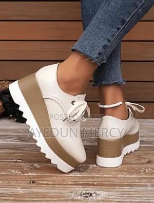 Quality Ladies High Sneakers