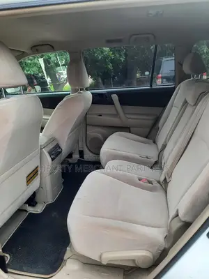 Toyota Highlander Limited 2010 White